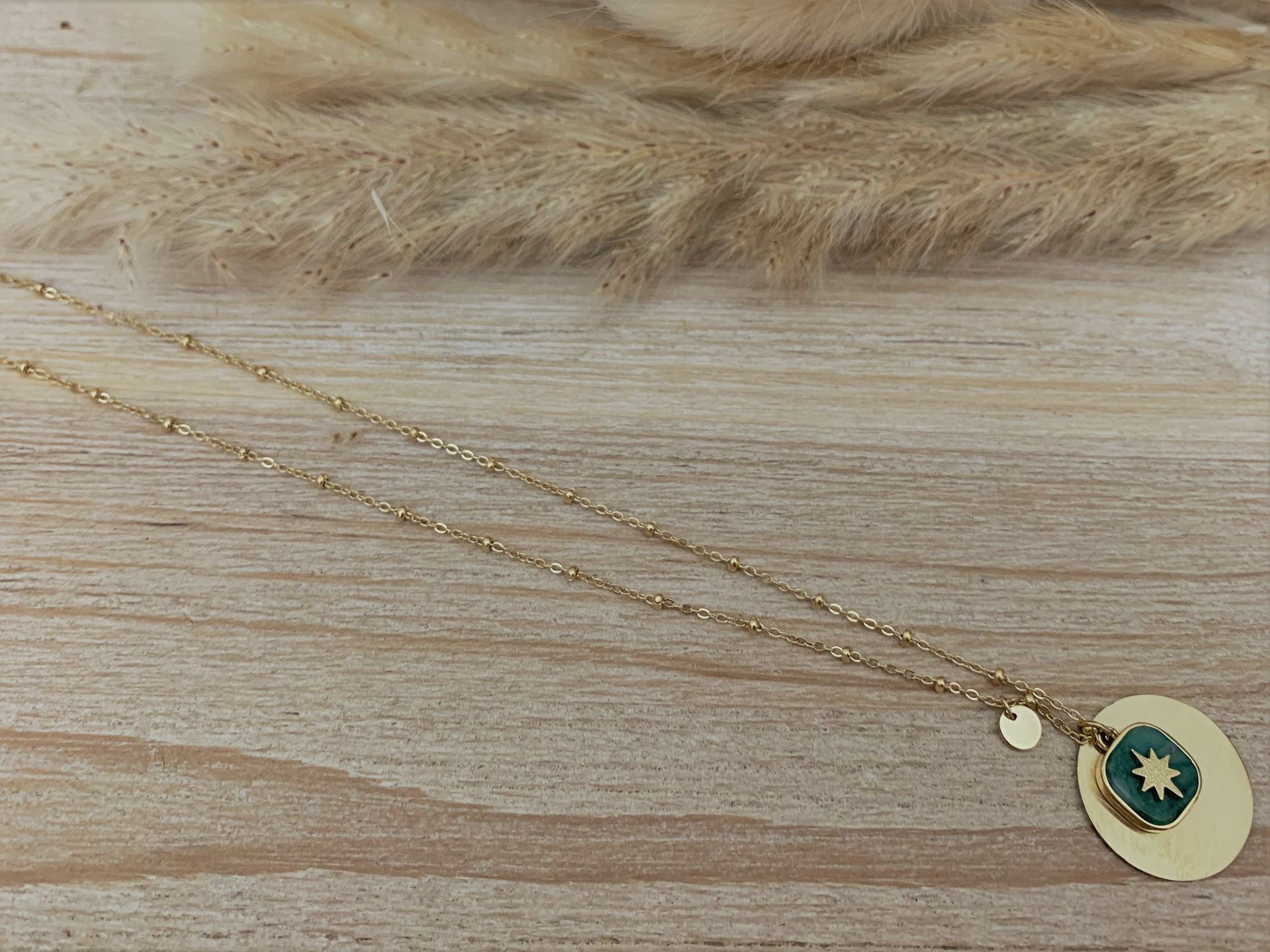 Collier Lilly (5)