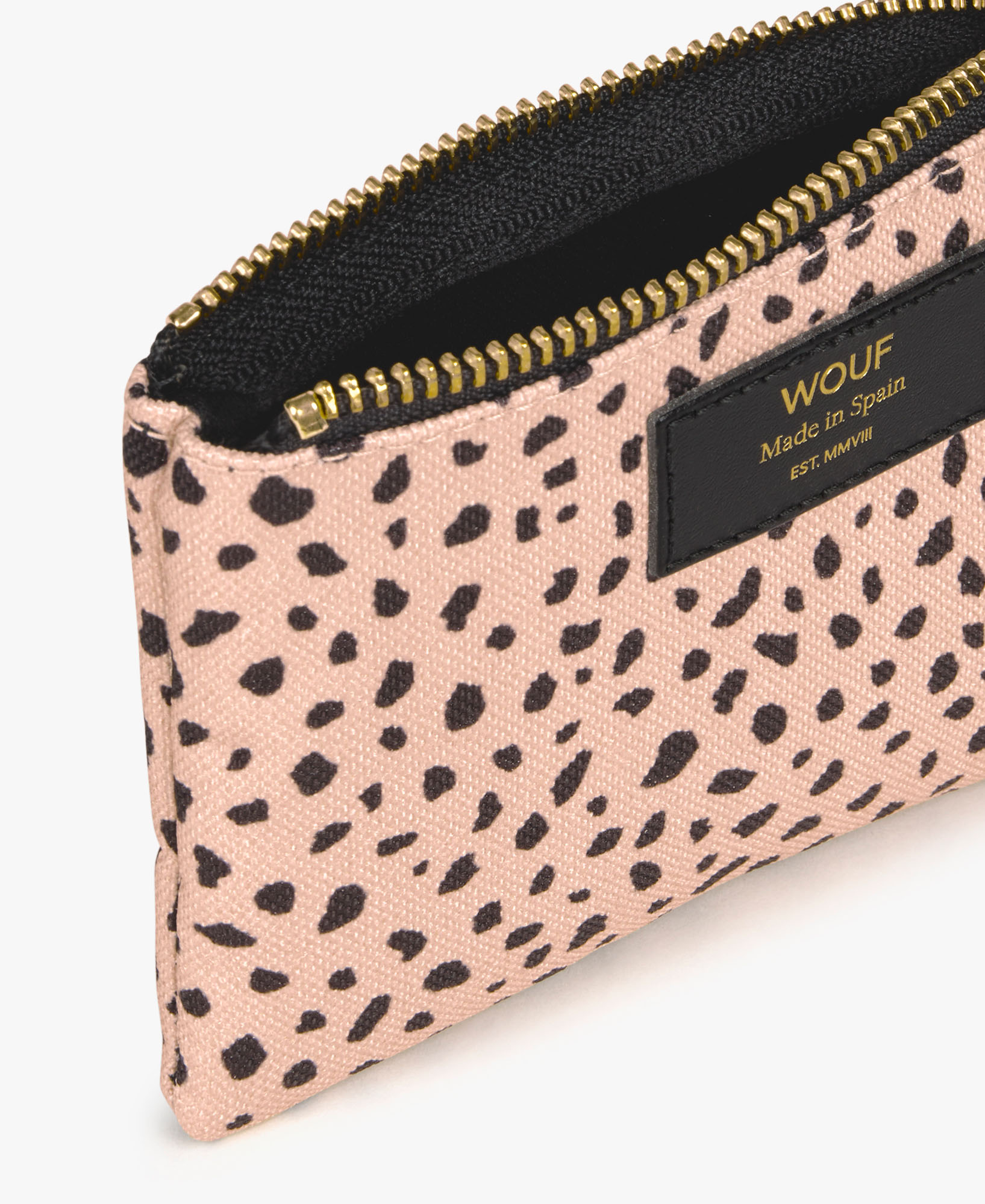 WOUF-Small-Pouch-Wild-Detail