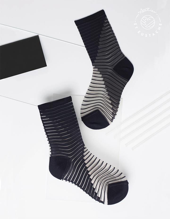 Atelier St-Eustache Chaussettes Transparentes Femme Noir Shibuya (1)