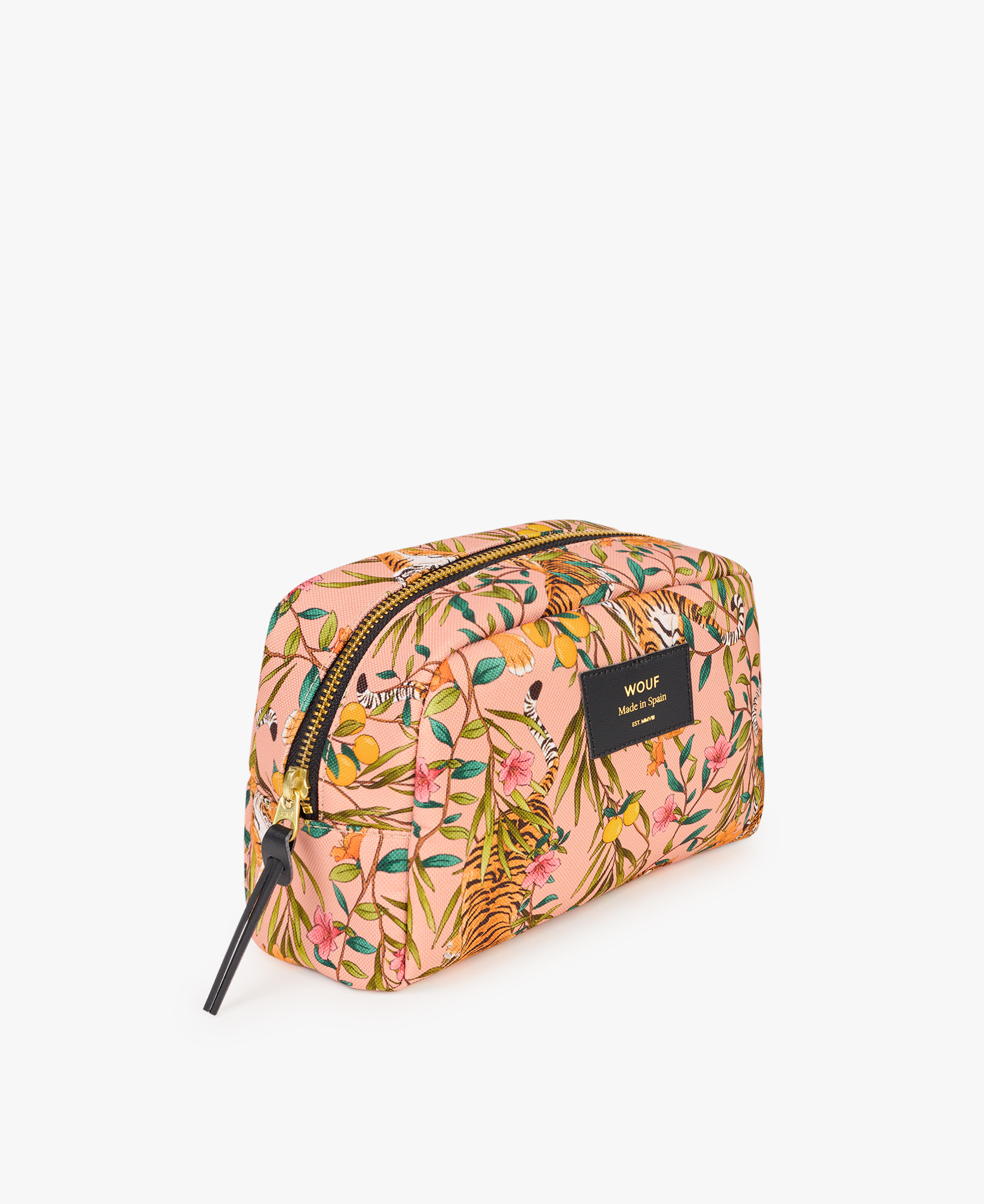 WOUF-Makeup-Bag-Bengala-Display