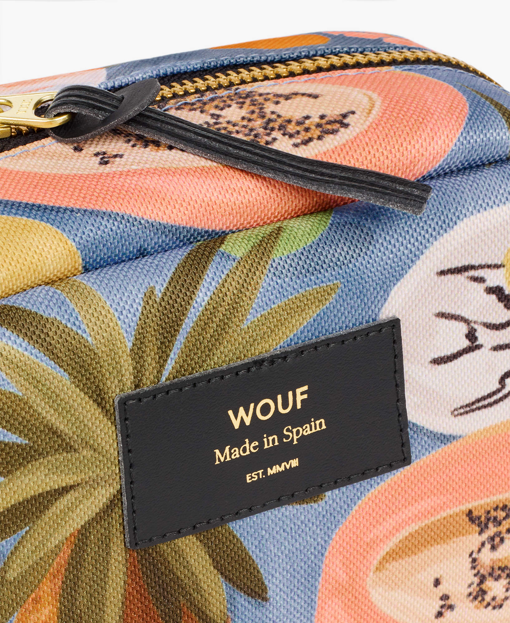 WOUF-Makeup-Bag-Cadaques-Label