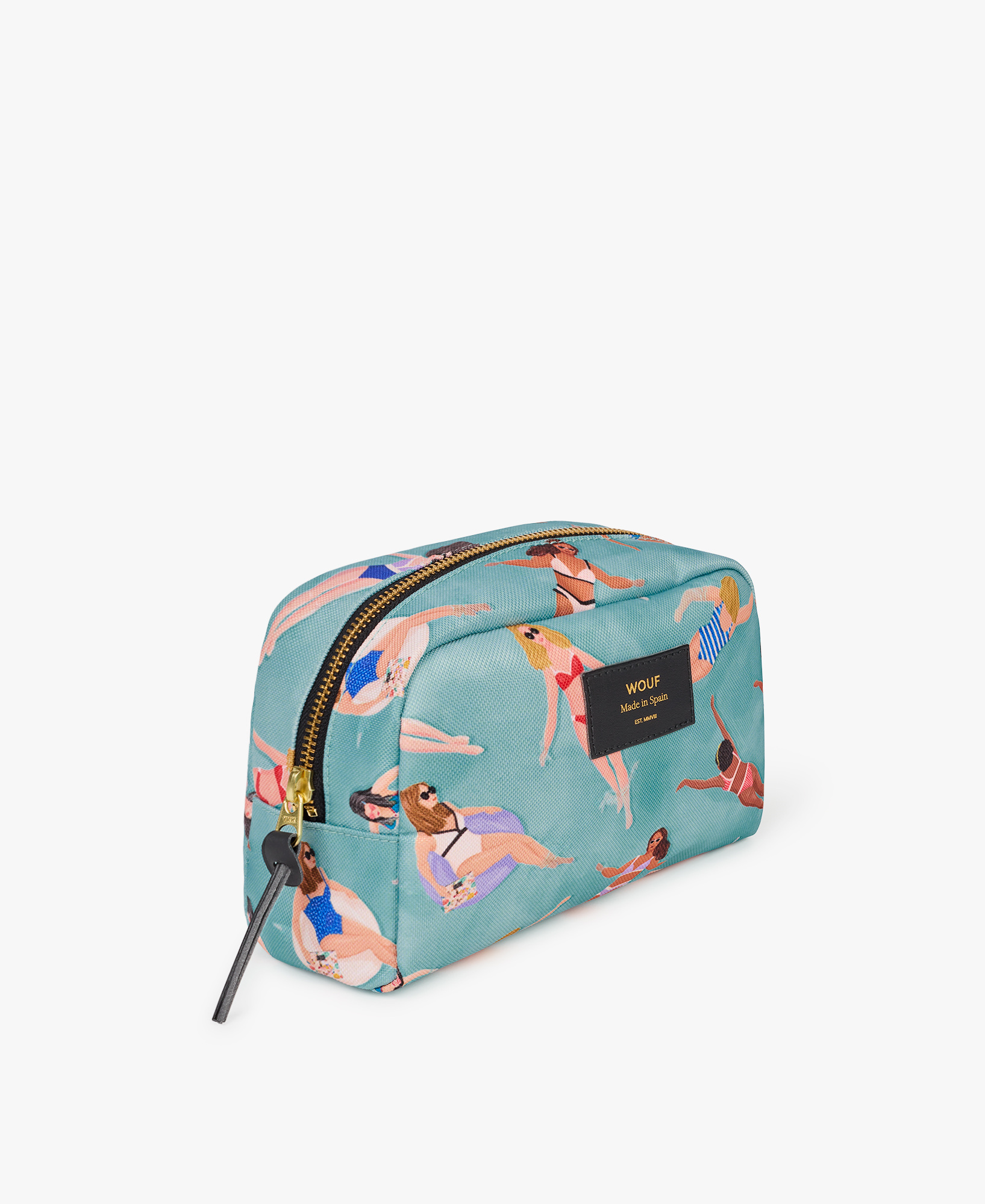 WOUF-Makeup-Bag-Swimmers-Display