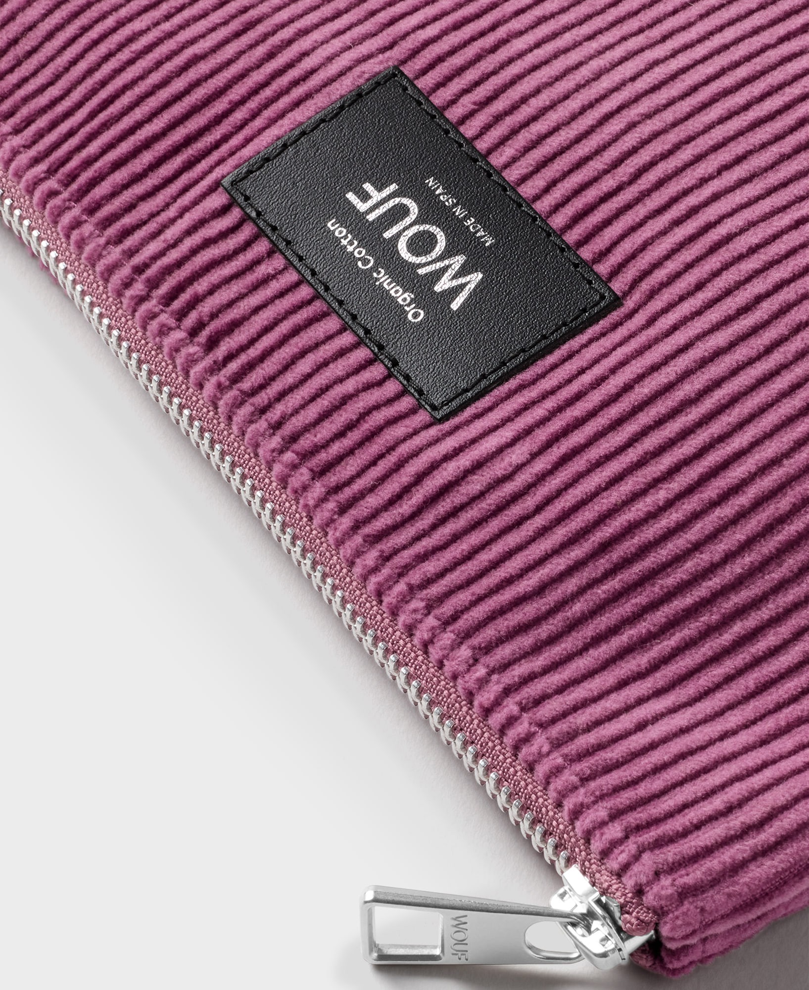 WOUF-MLC230048-Pouch-Mauve-Detail_adl