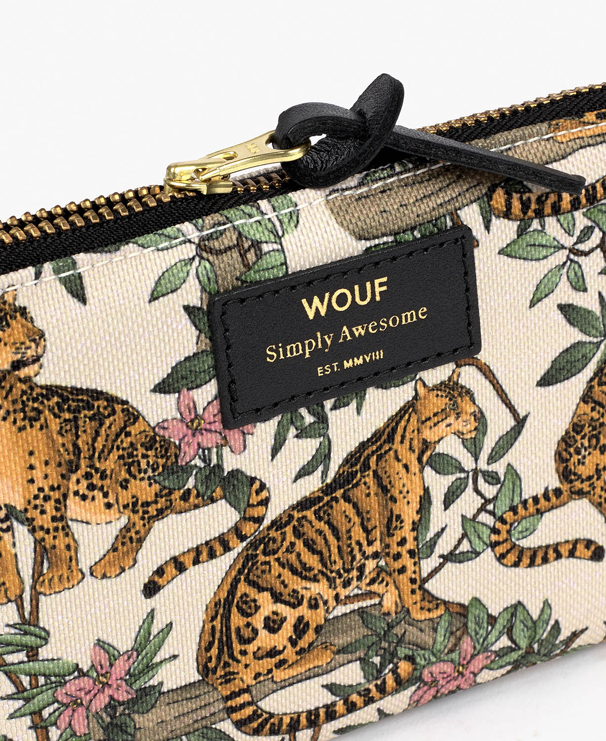 Lazy-Jungle-Small-Pouch-Bag-Label