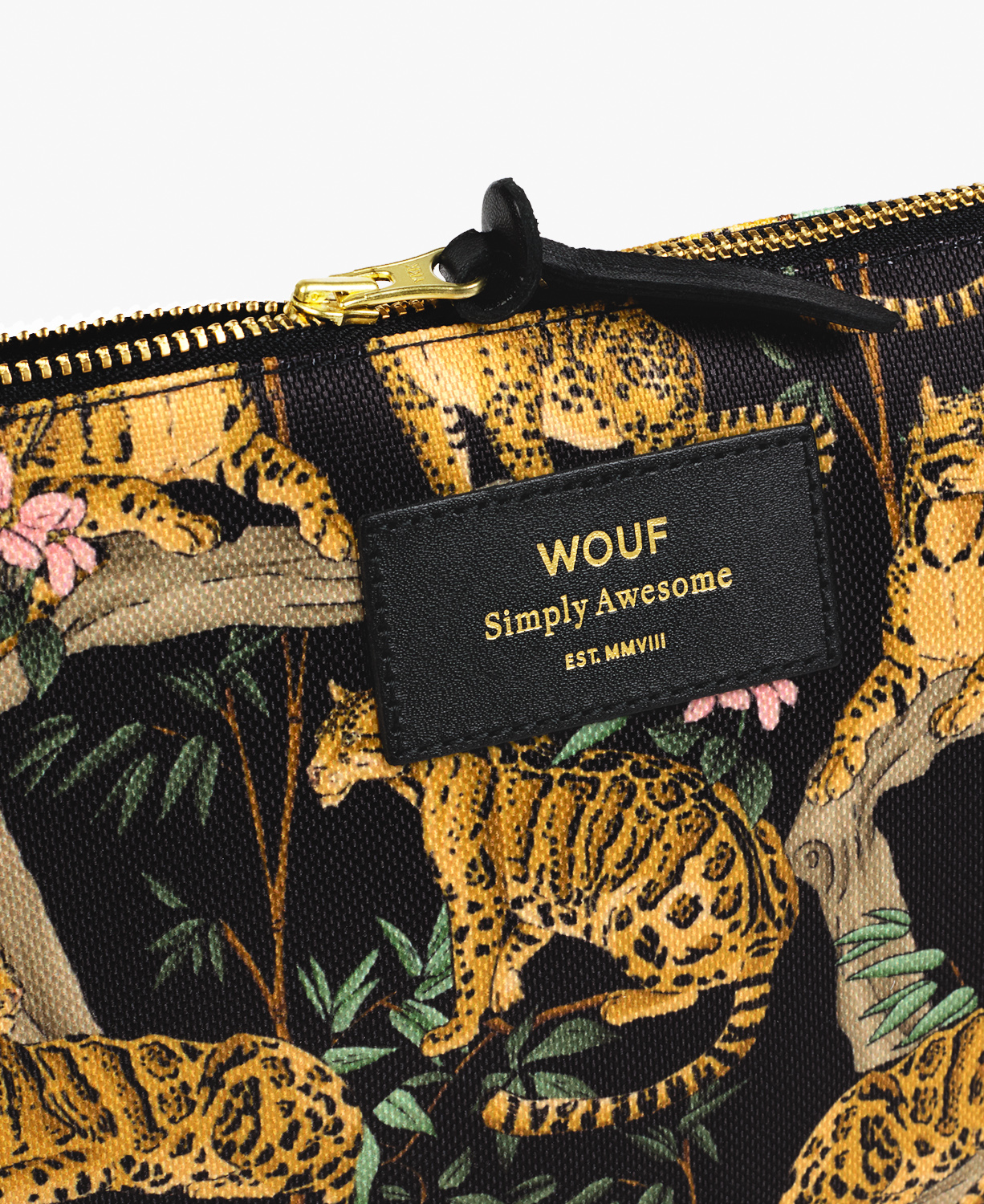 Black-Lazy-Jungle-Large-Pouch-Label