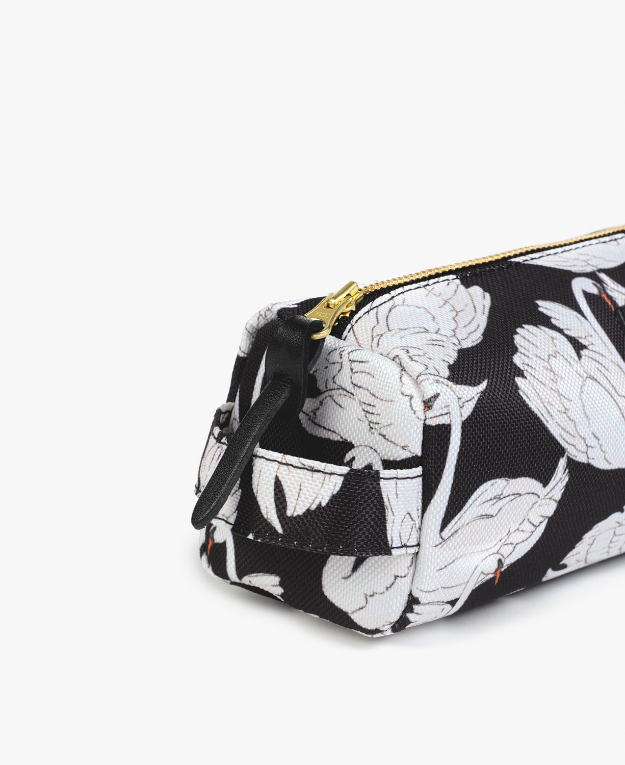 Swan-Pencil-Case-Detail