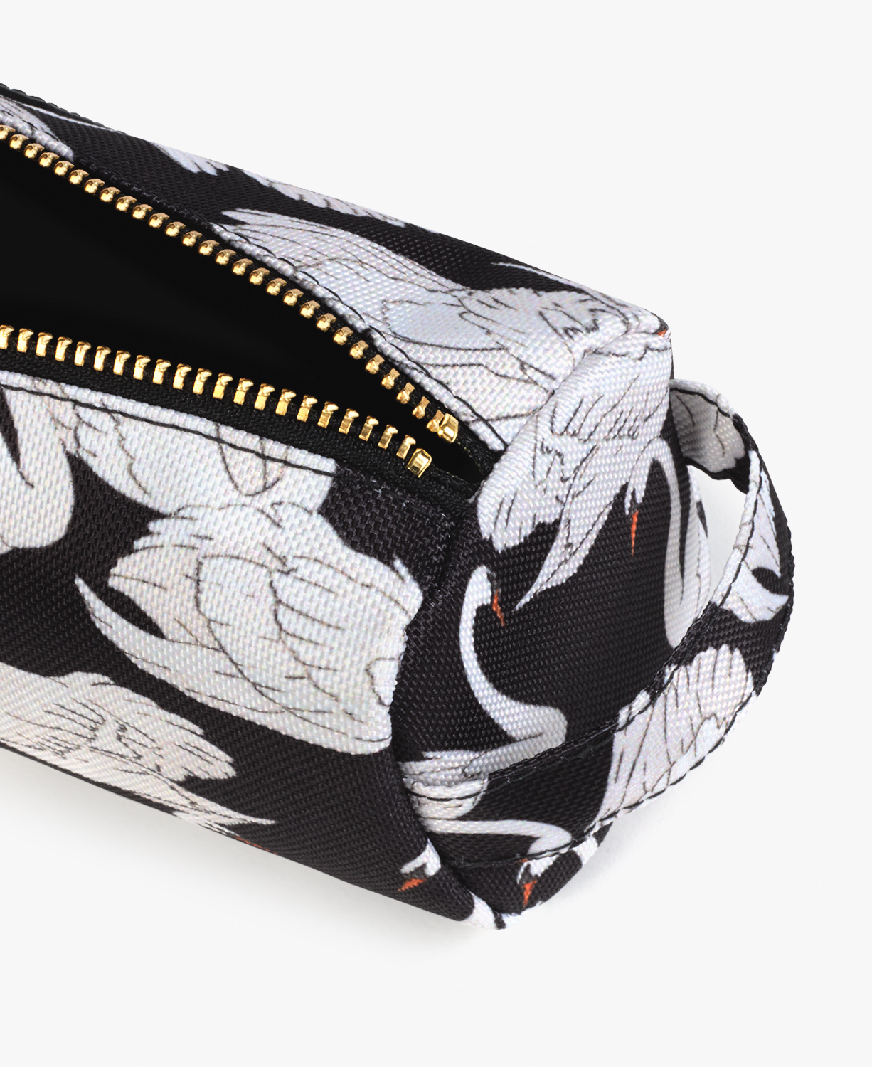 Swan-Pencil-Case-Display