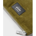 WOUF-MLC230049-Pouch-Olive-Detail_adl