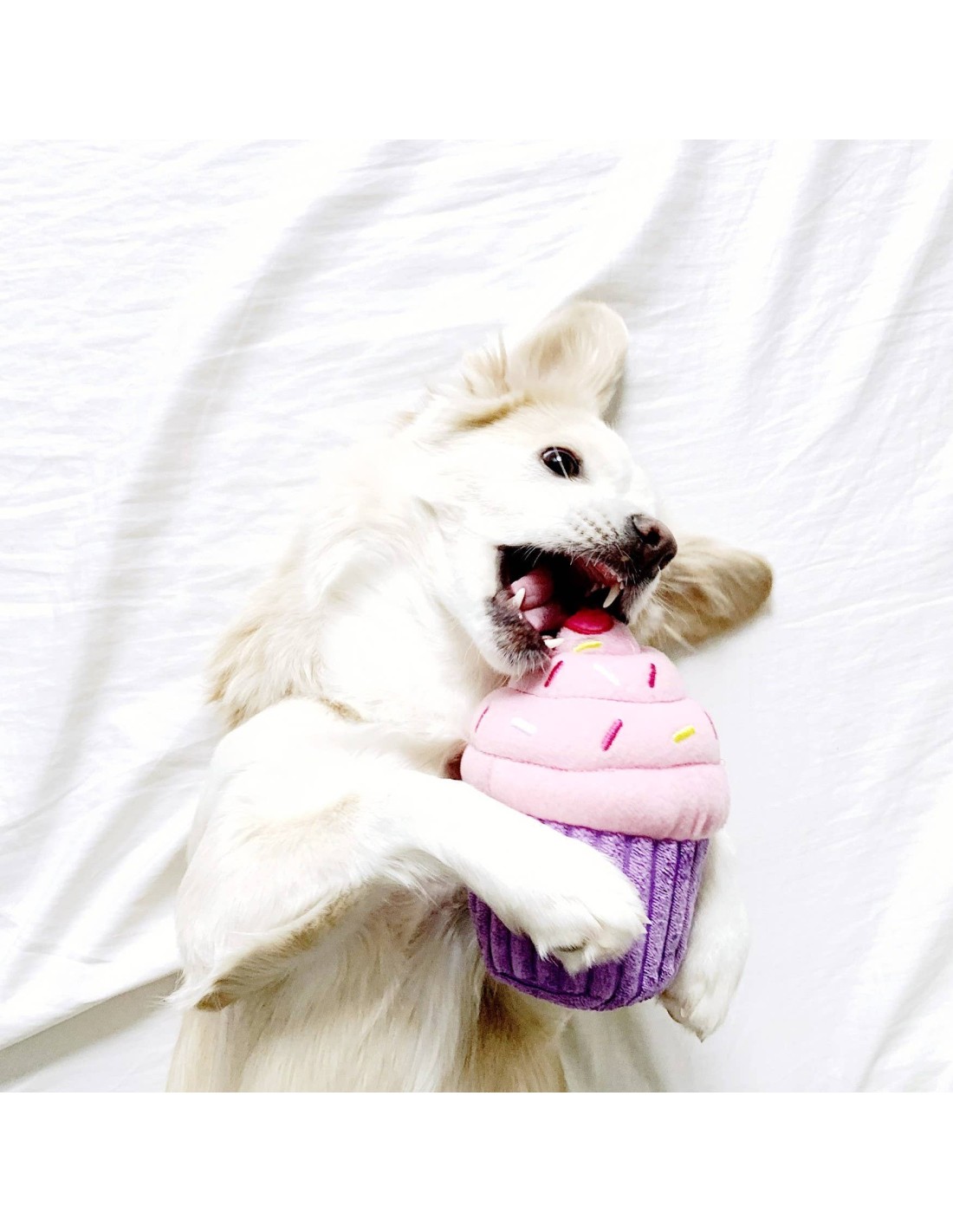 cupcake-pink-dog-toy-3