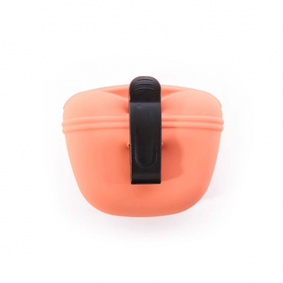 pochette-friandises-silicone-pour-chien-rose-2