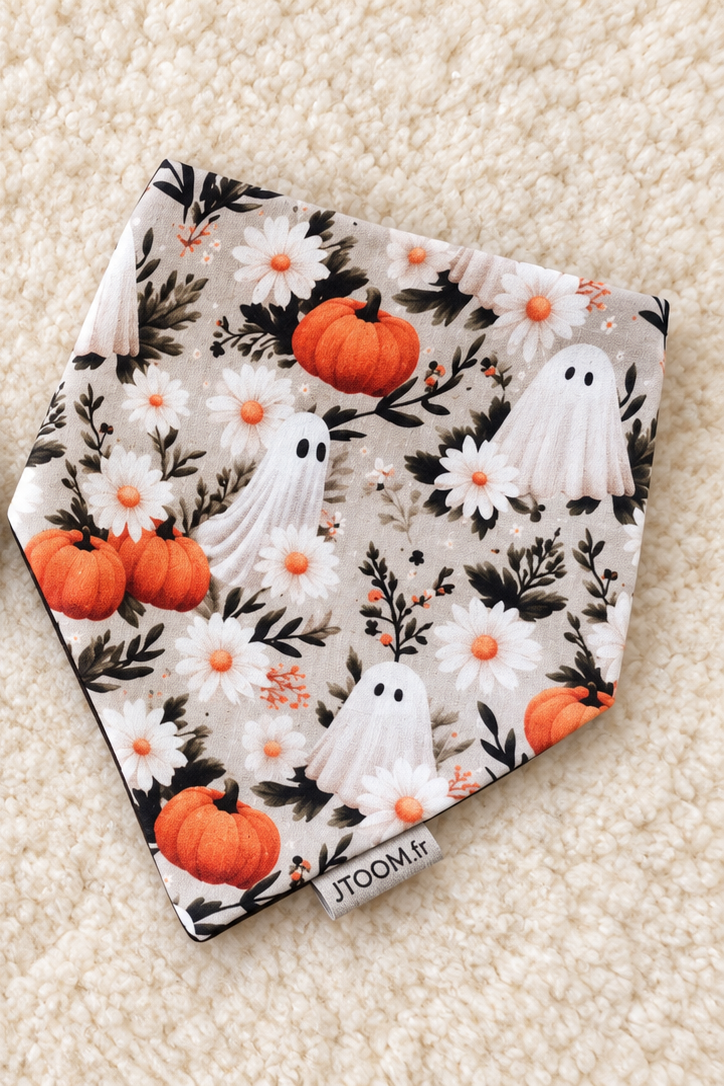 bavoir halloween fleuri