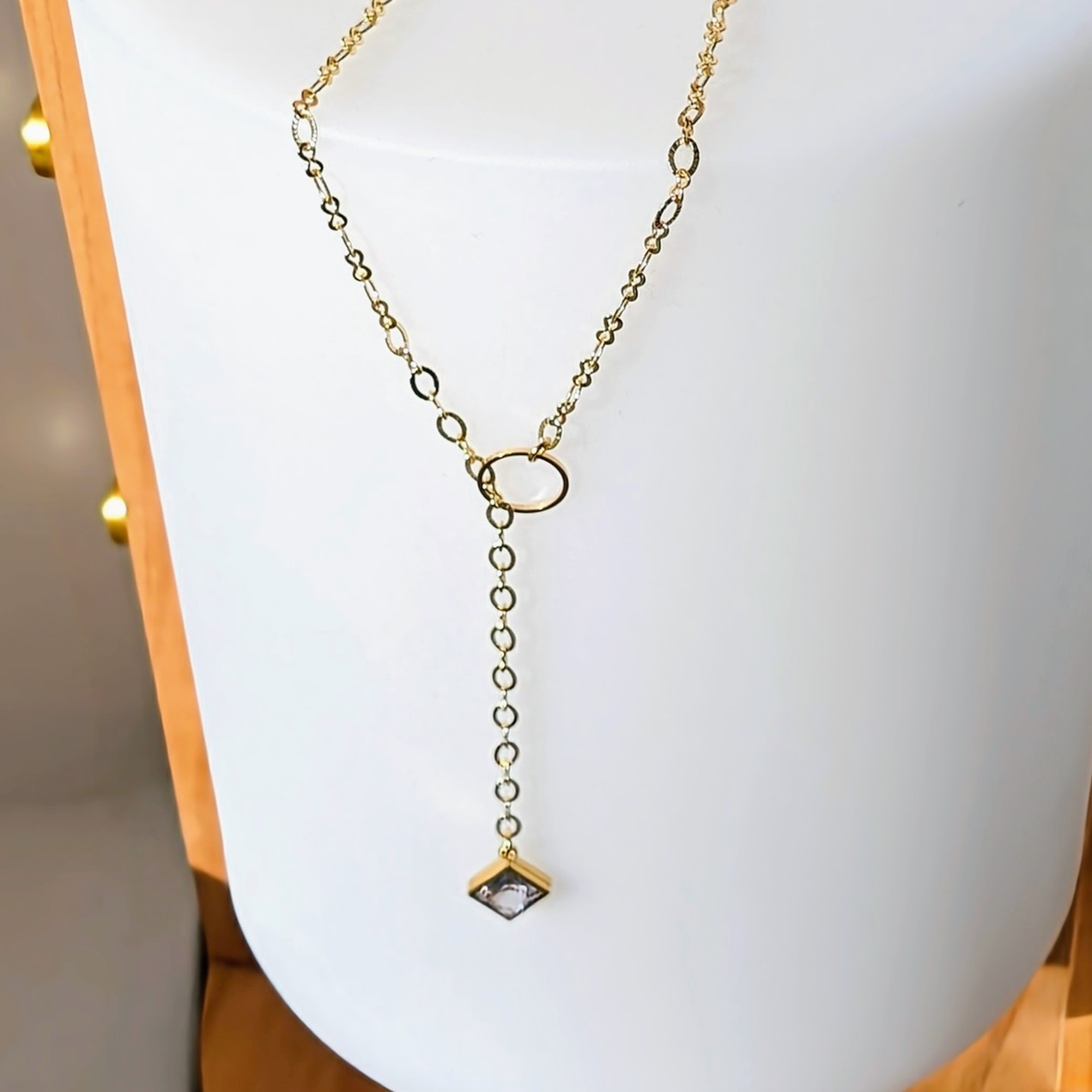 Collier doré Cristal