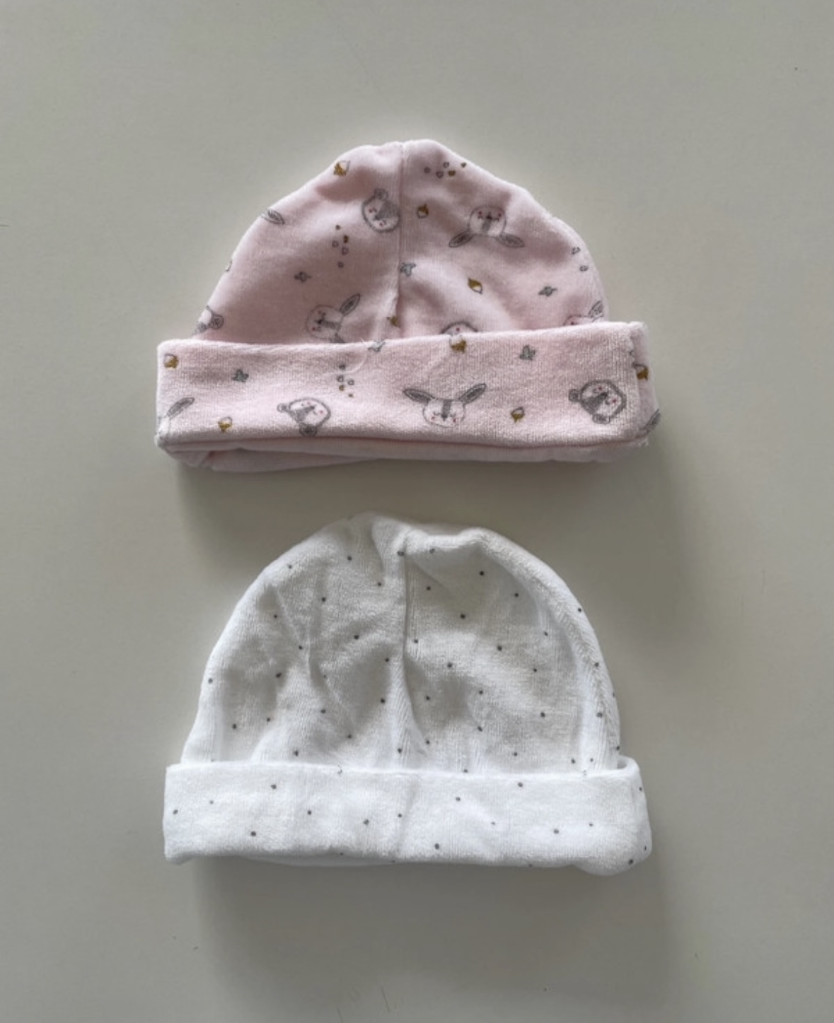 Lot de 2 bonnets blanc et rose, In Extenso, 6 mois