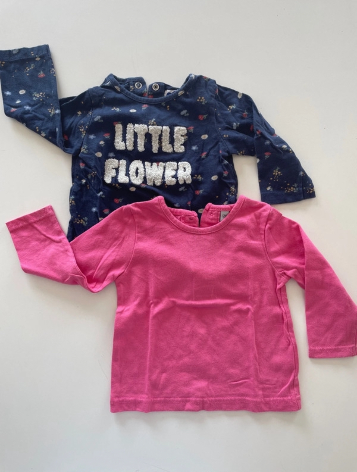 Lot de 2 t-shirt manches longues marine et rose, Mots d\'enfants, 12 mois