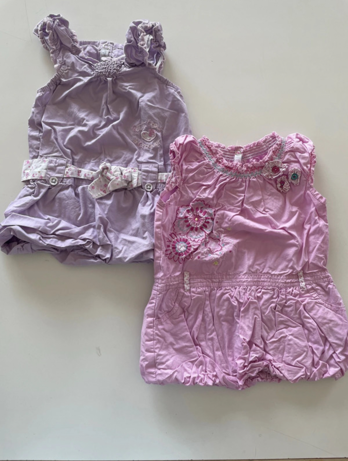 Lot de 2 robes rose et violet, Gemo, 12 mois