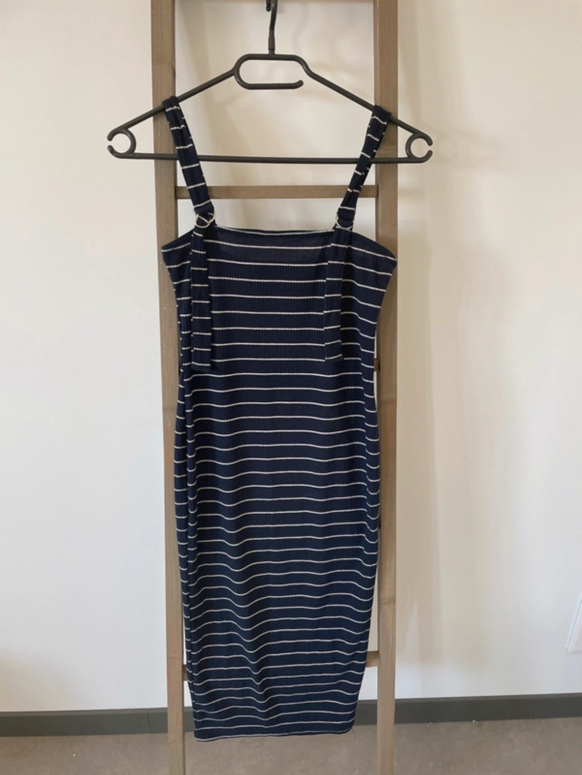 Robe raye bleu marine et blanc, pretty little thing, 40