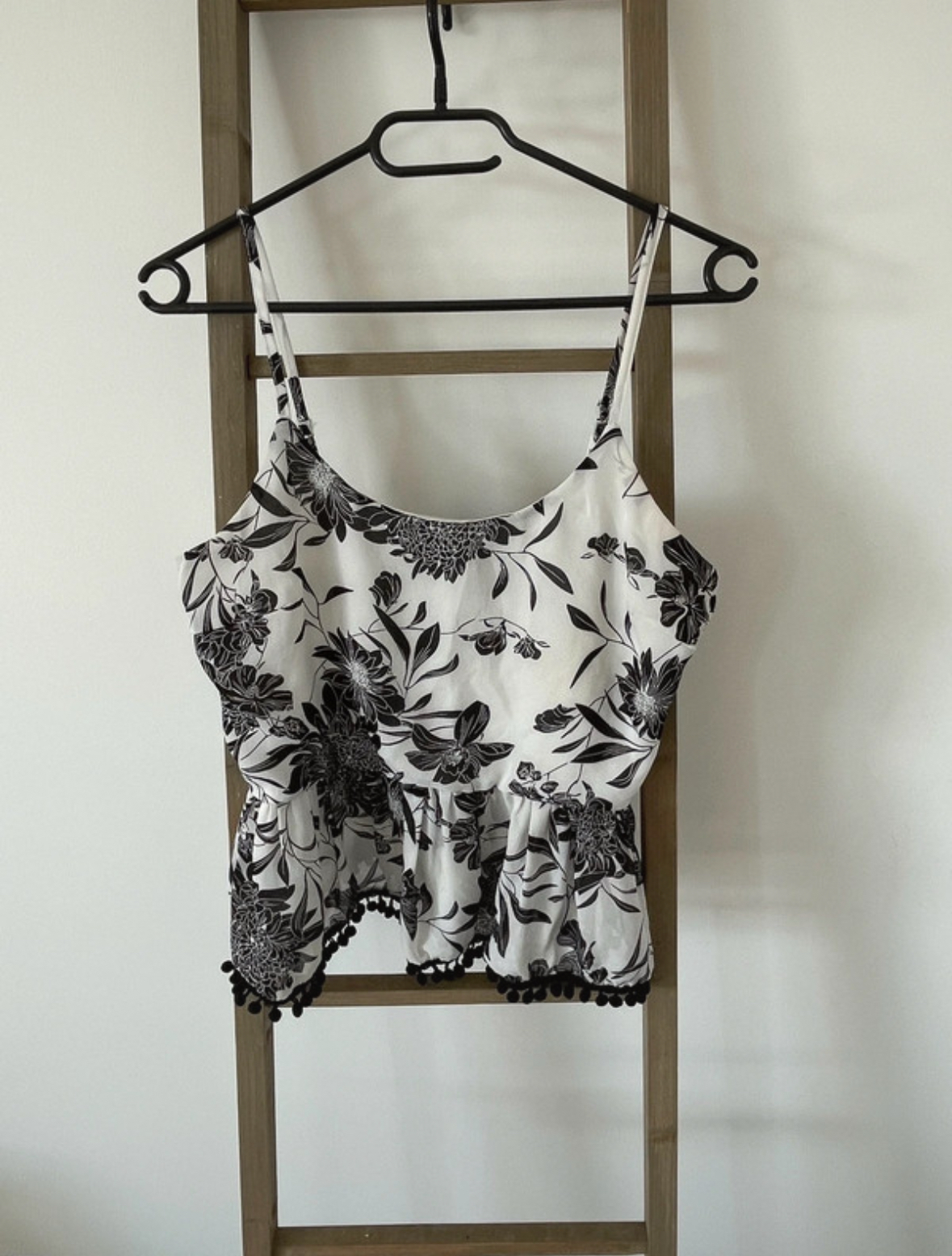 Débardeur Peplum fleuri blanc et noir, Parisian Collection, L