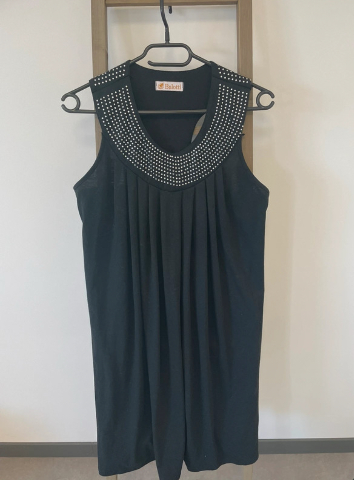 Robe noire avec tour de cou en strass, Balotti, 42
