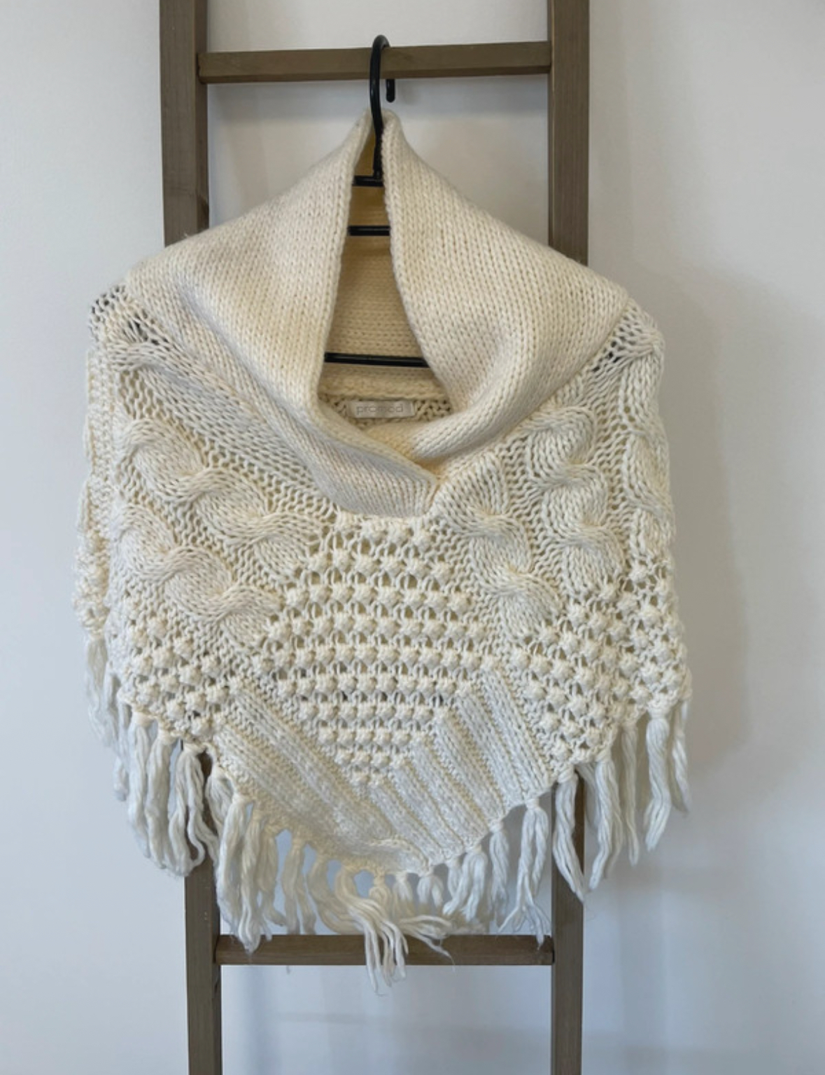 Poncho ivoire à franges, Promod, TU