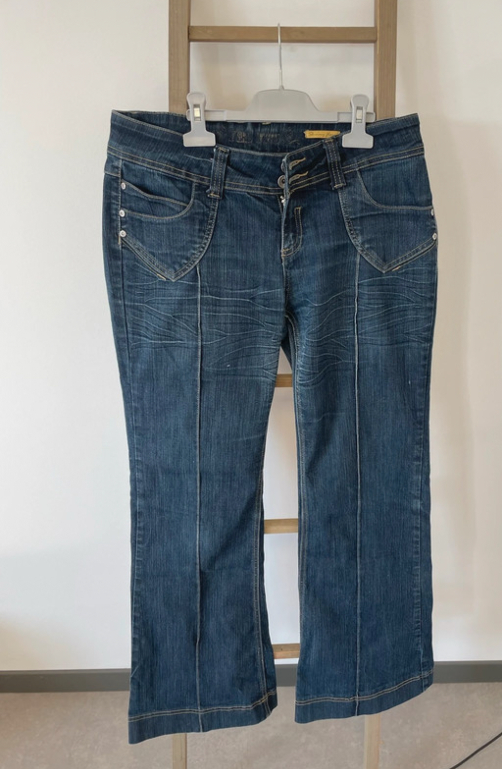 Jean bleu foncé patte d’eph skinny flare, 42