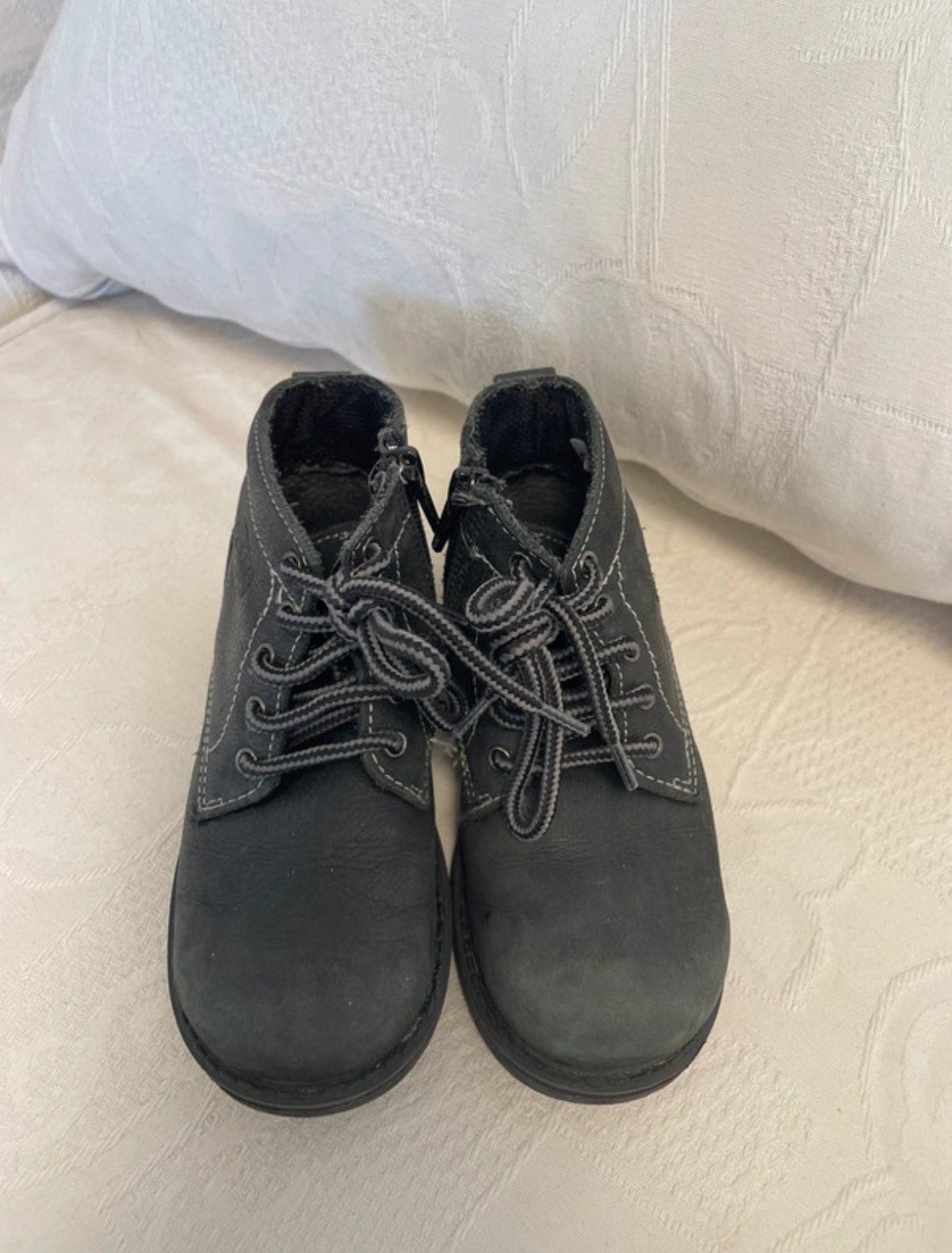 Paire de chaussures noire à lacet, Gemo, 26