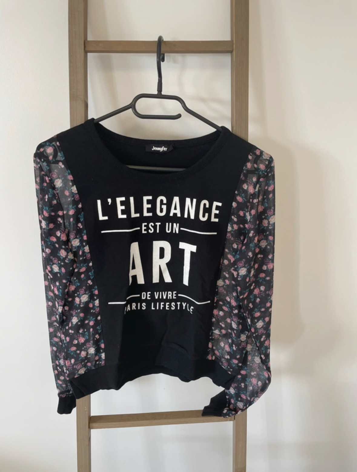 Pull noir et manches fleuries transparentes, Jennyfer, 36