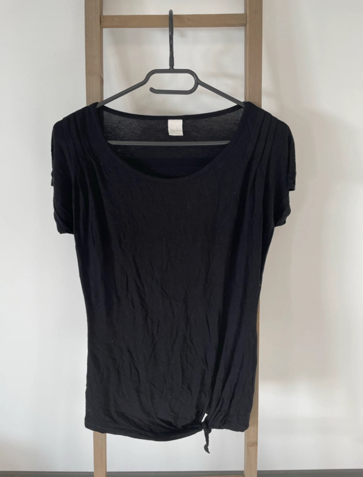 T-shirt noir avec noeud côté, Camaieu, 40