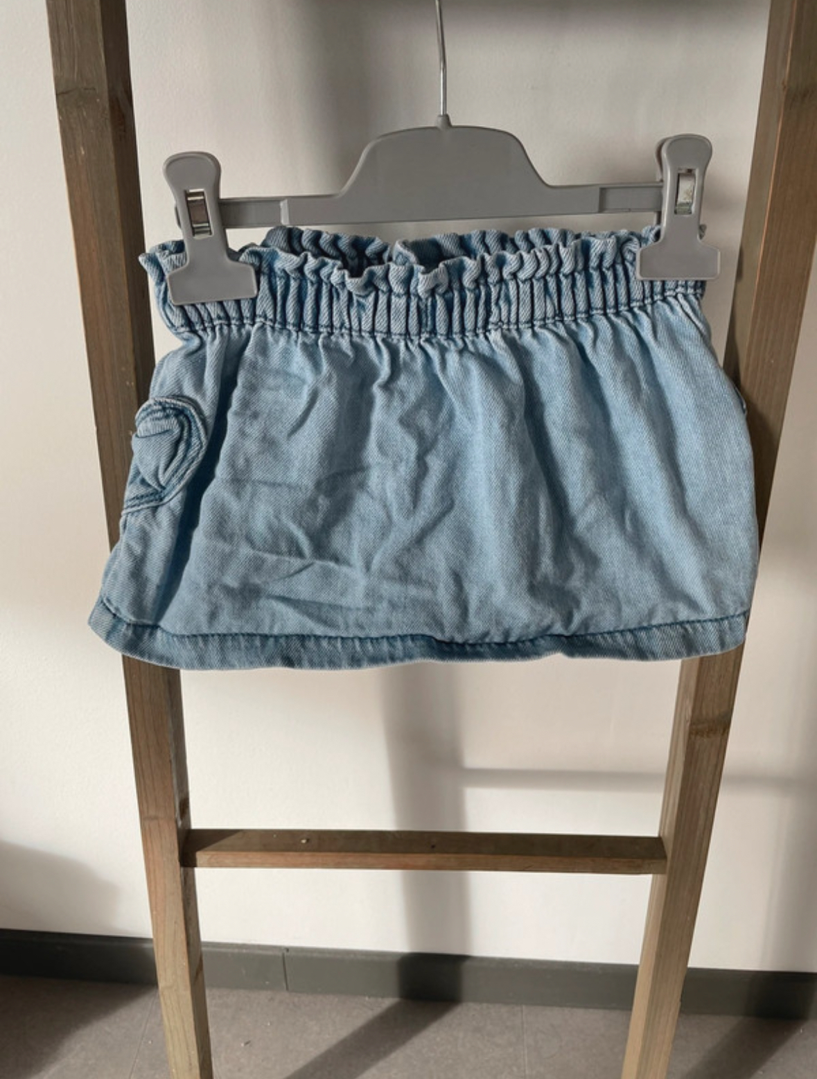 NDAC16 ENSEMBLE EN JEAN VESTE + JUPE 12 18 MOIS 1