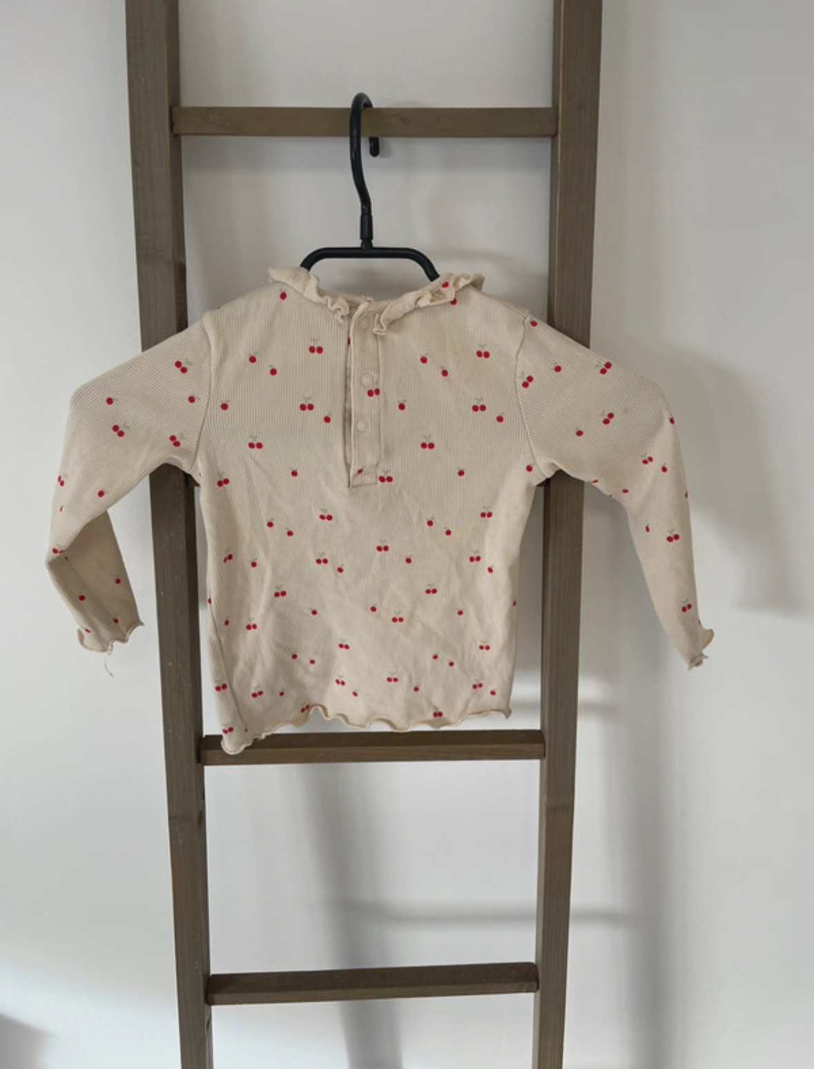 NDAC17 SOUS PULL BEIGE CERISE KIABI 24 MOIS DOS