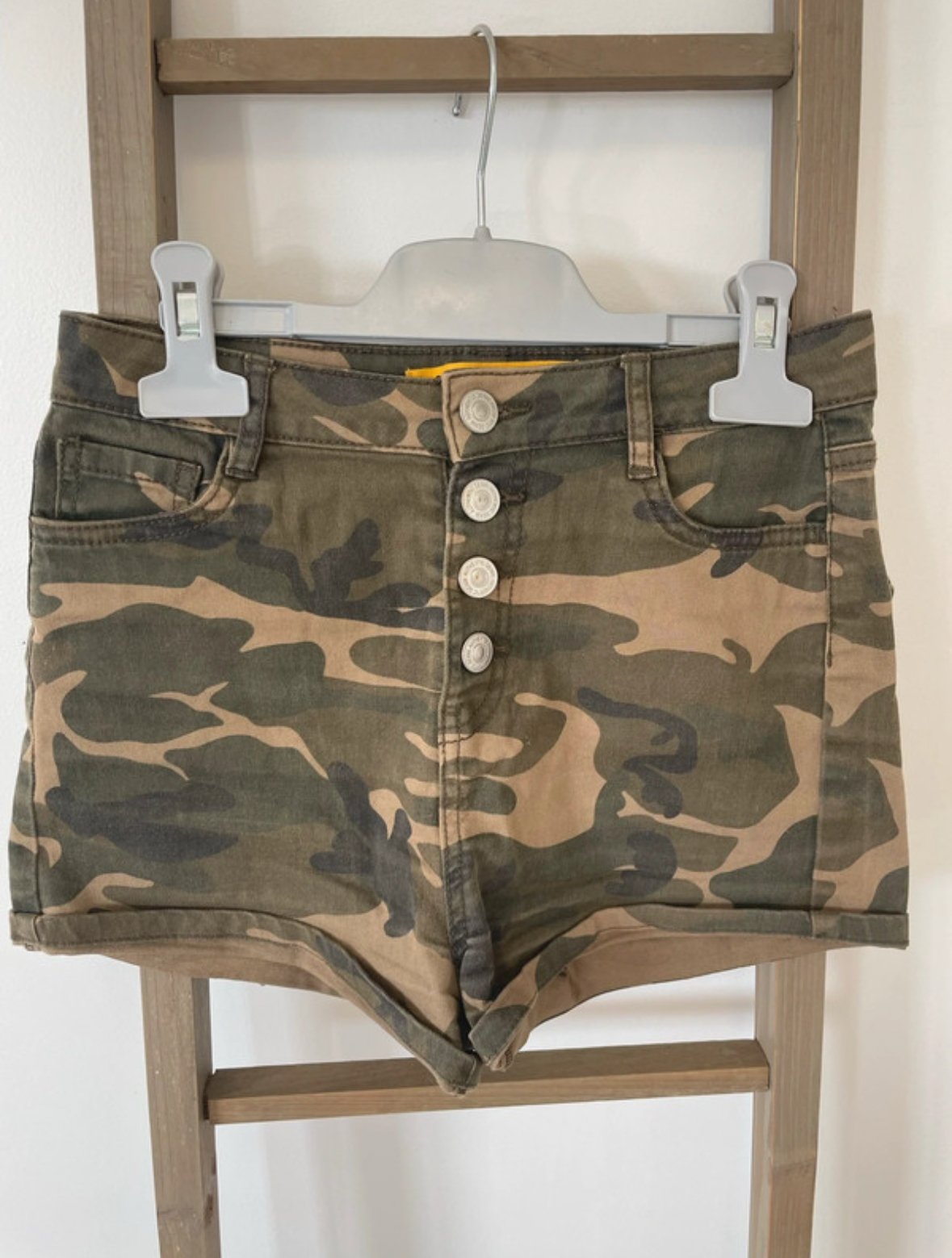 Short militaire kaki, Jennyfer, 34