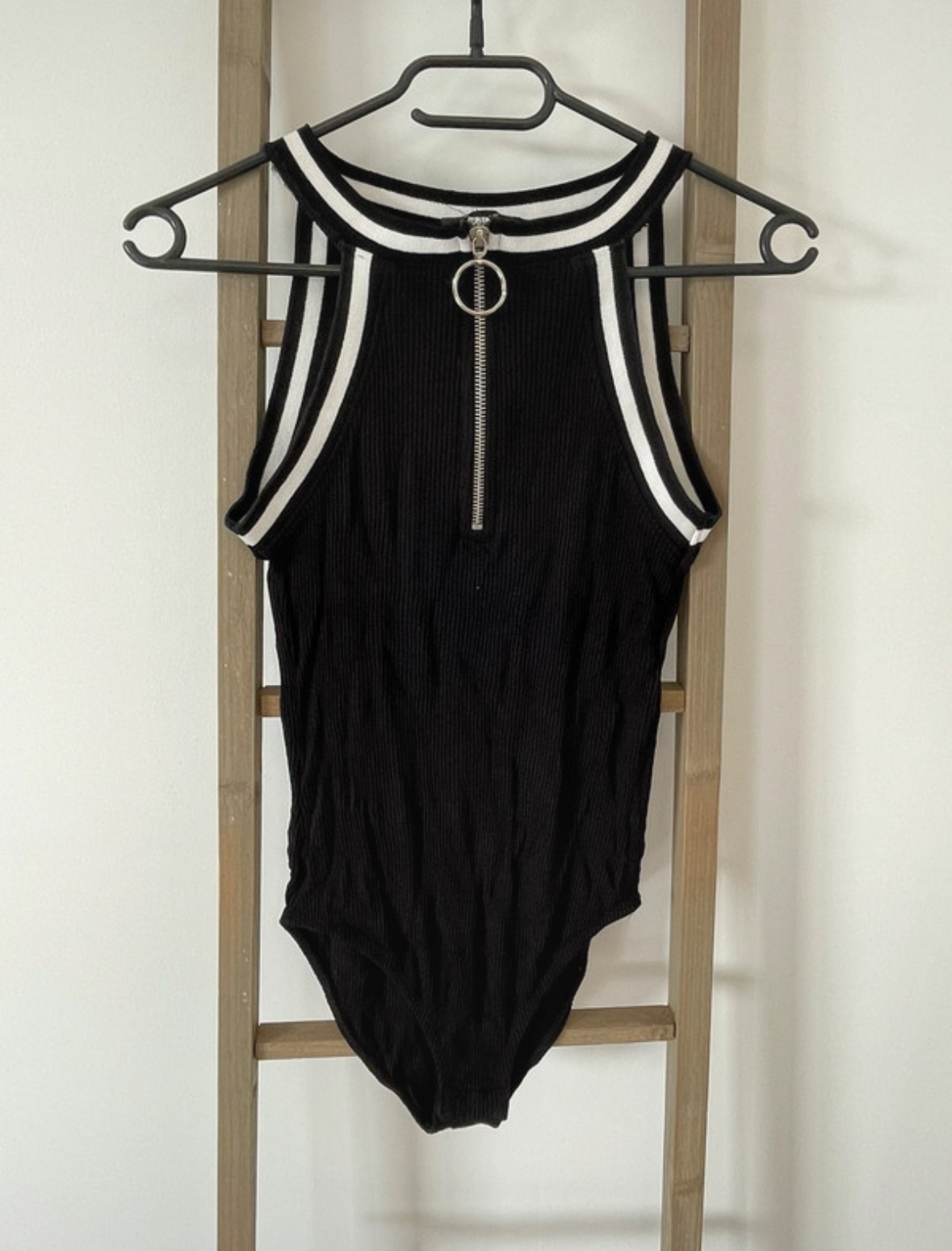 Body noir et blanc avec fermeture éclair, Jennyfer, S