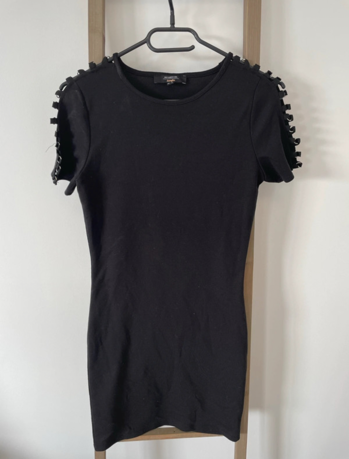 Robe moulante noire avec détails, Jennyfer, S