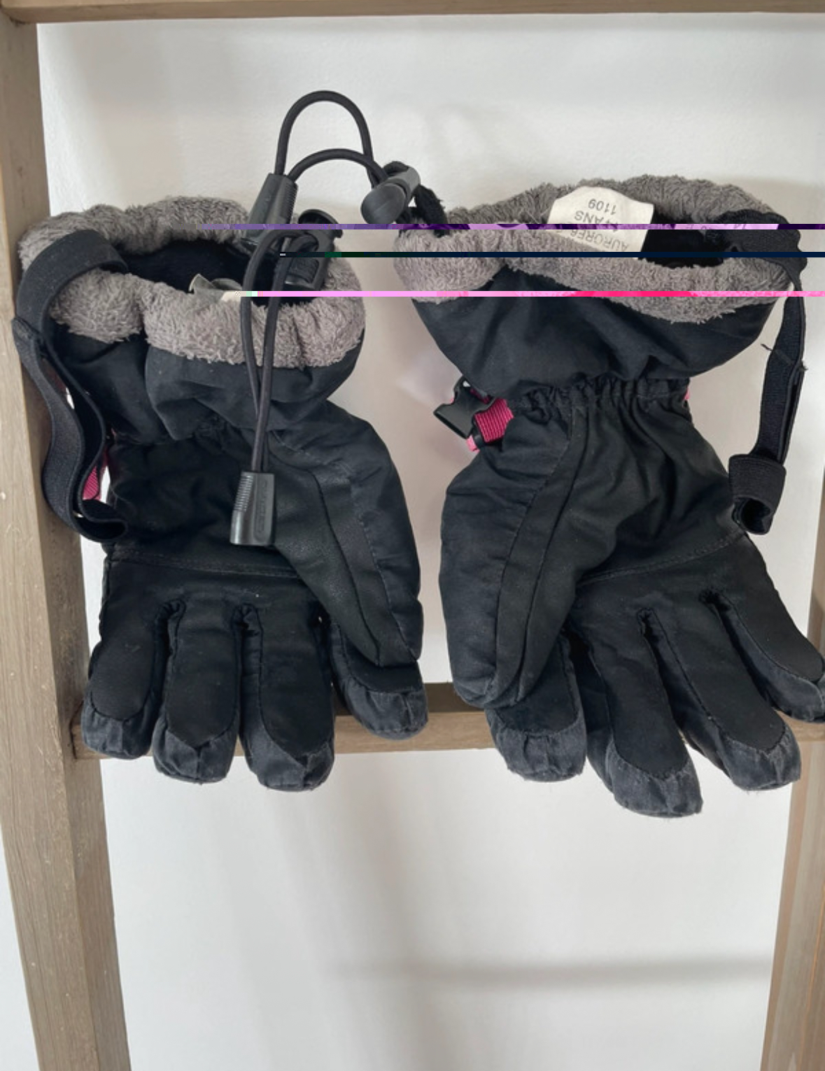 MBLA115 GANTS DE SKI NOIR ET ROSE RACER 14 ANS DOS
