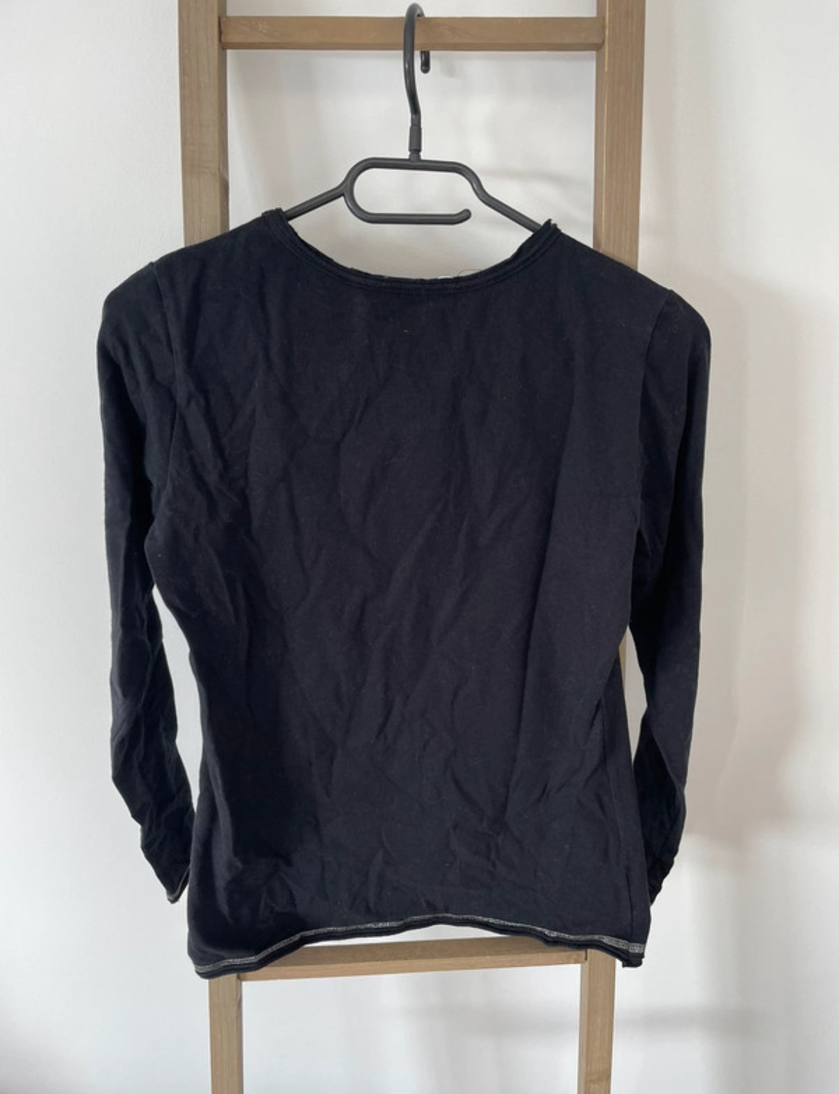 MBLA117 TSHIRT NOIR MANCHES LONGUES BKARO S DOS