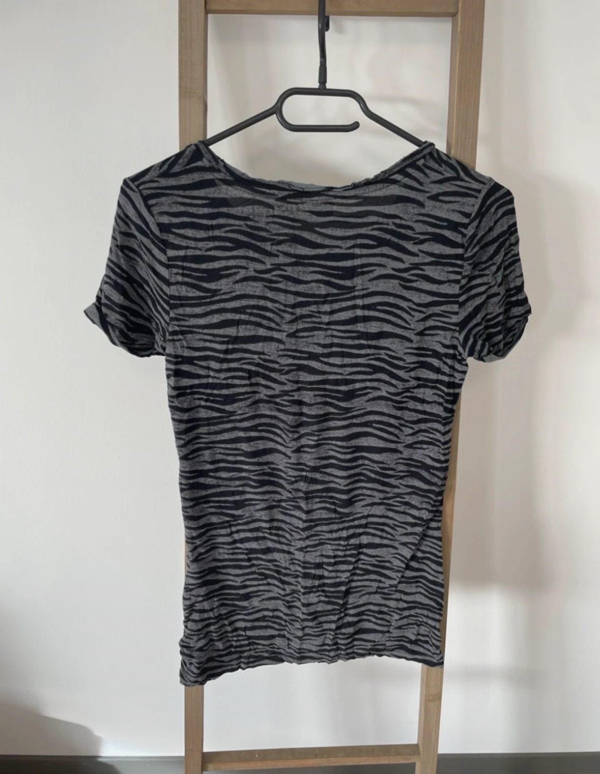 MBLA136 TSHIRT GRIS ET NOIR ZEBRE EDC DOS