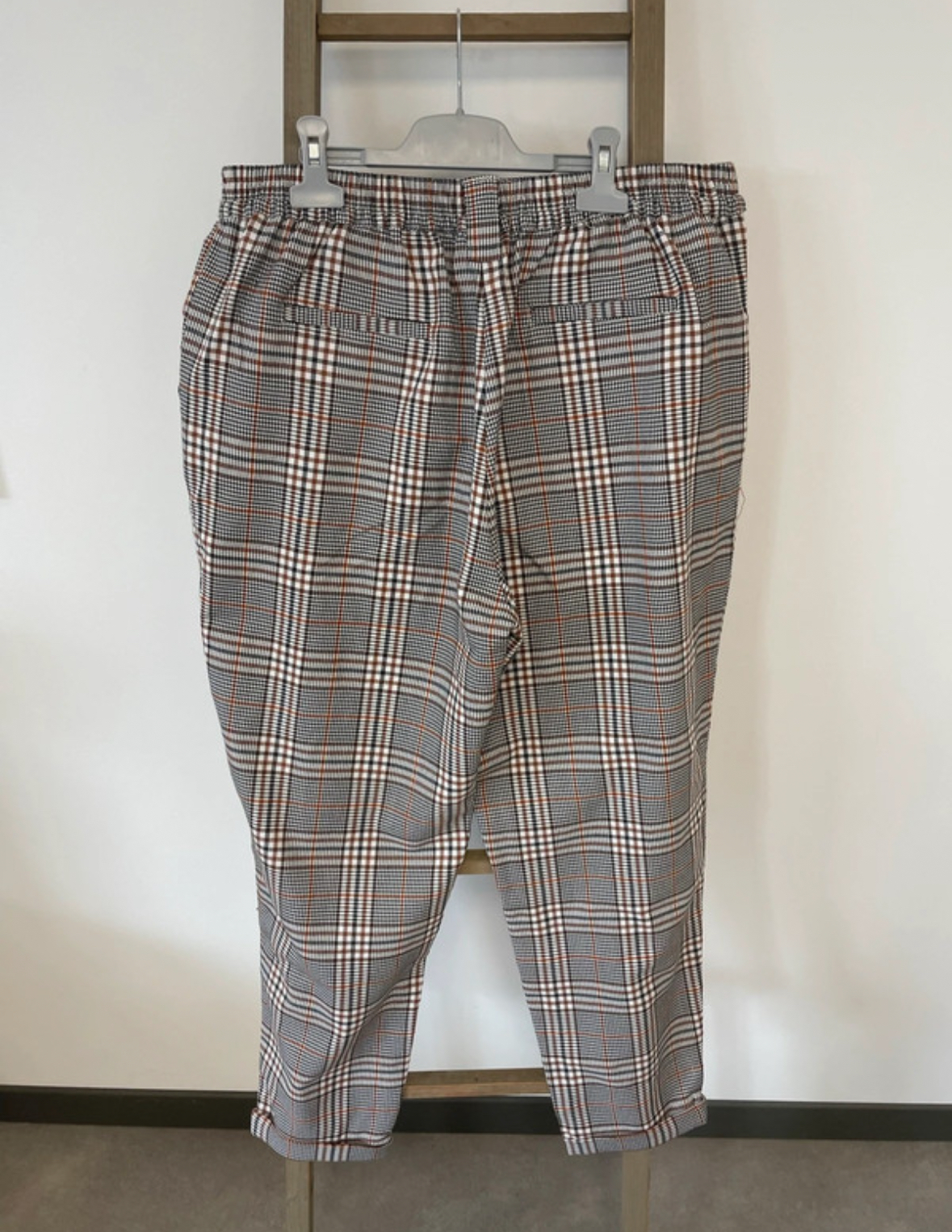 SDET153 PANTALON A CARREAUX C&amp;A 44 DOS