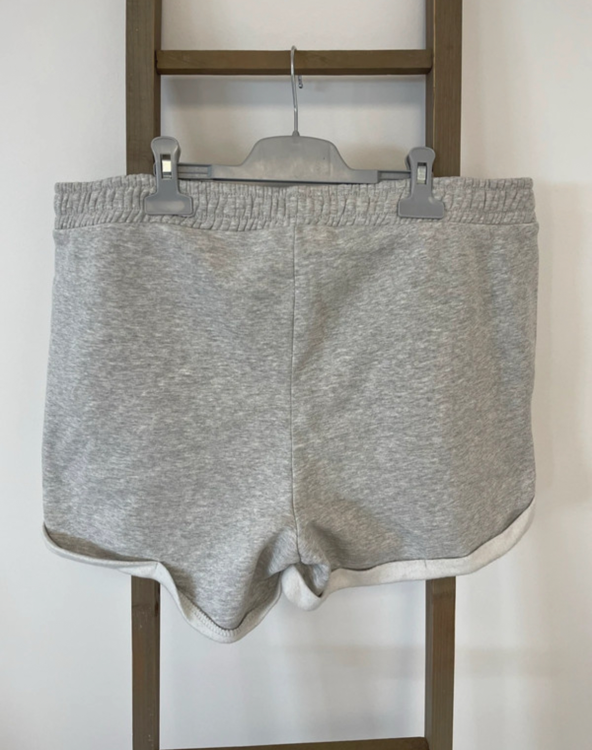 SDET163 SHORT JOGGING GRIS KIABI XL DOS