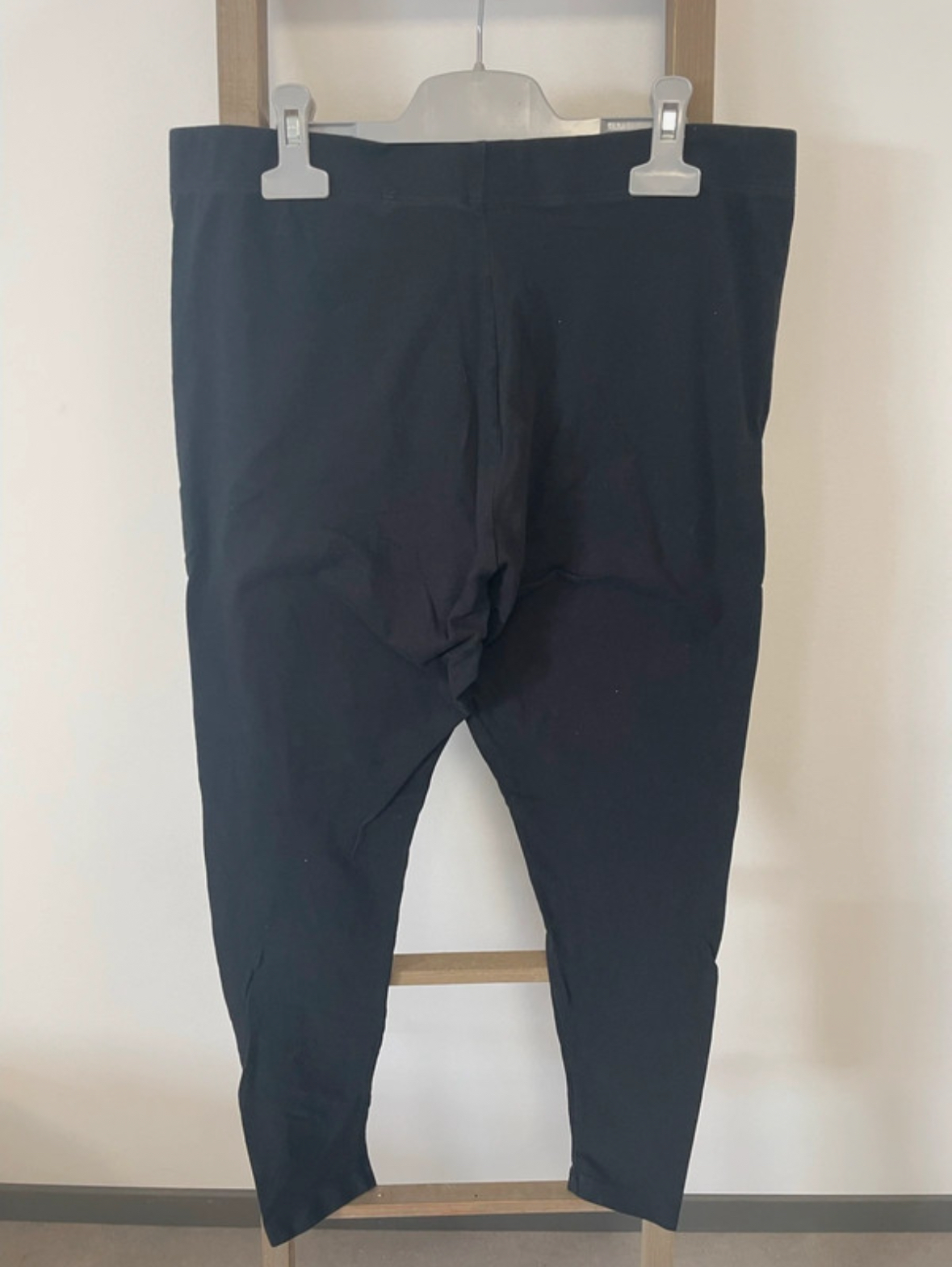MCAL02 LEGGING NOIR ESMARA 4648 DOS