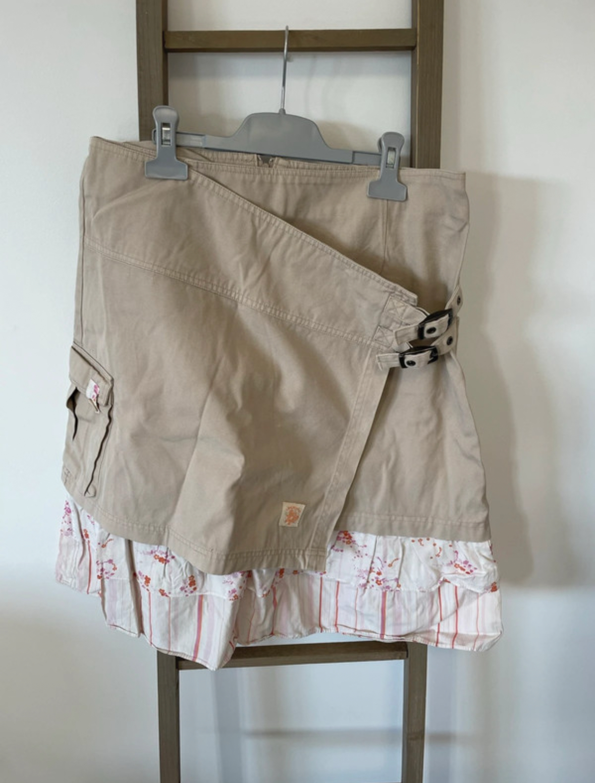 Jupe beige portefeuille et tissus rayés, Longboard, 40