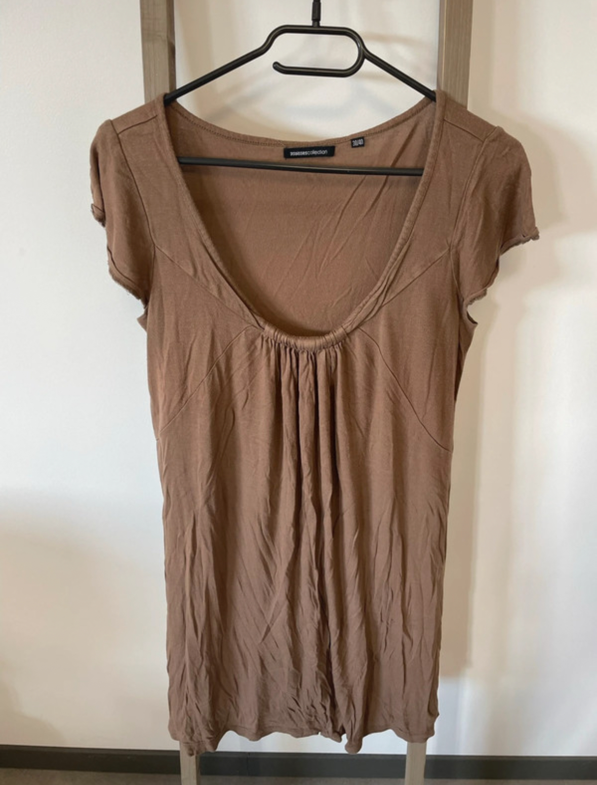 MCAL45 ROBE MARRON GLACE 3 SUISSES 3840