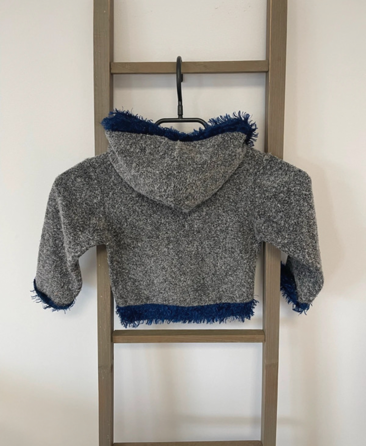 MCAL77 GILET GRIS FOURRURE BLEU 4 ANS  DOS