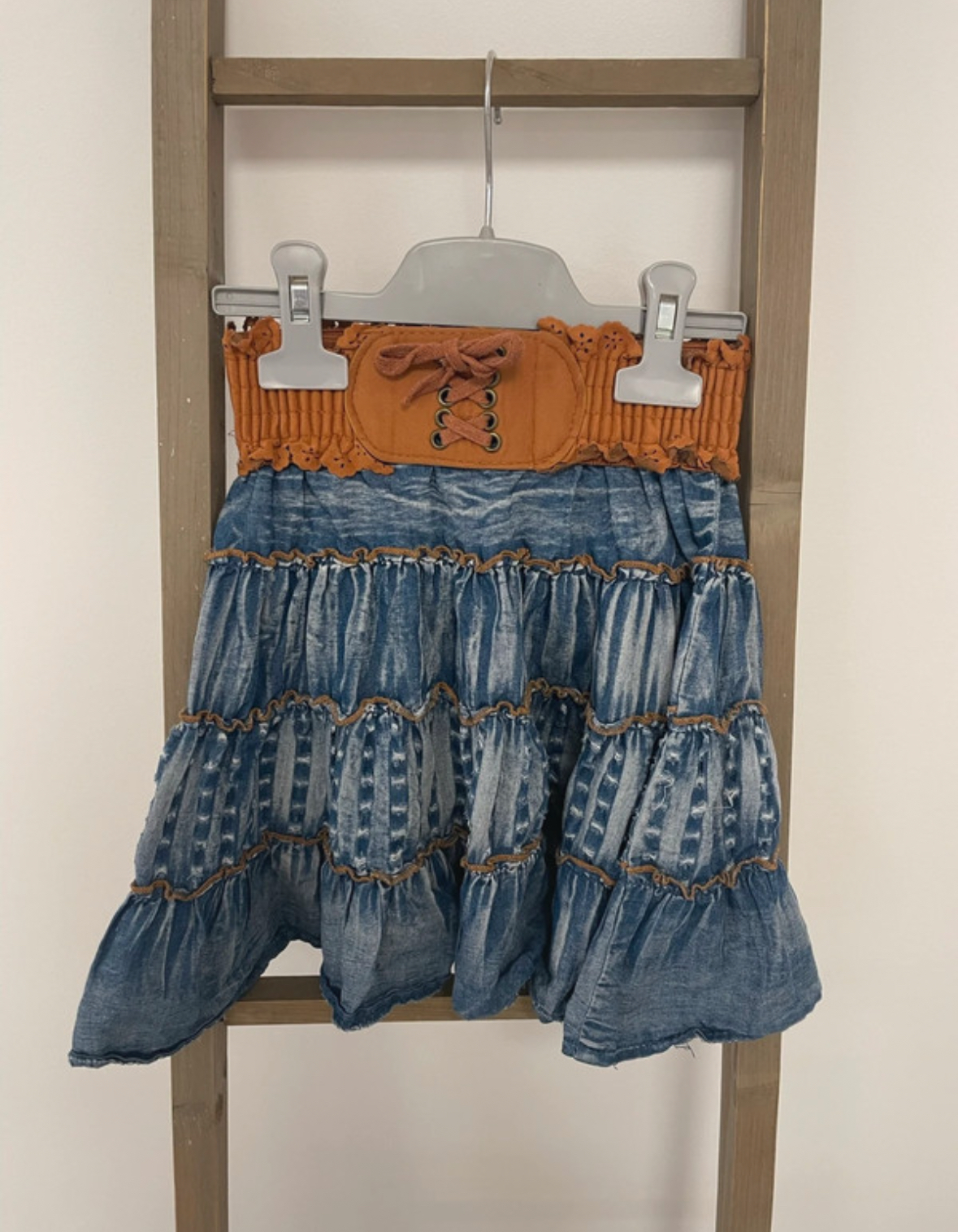 Jupe effet jean et ceinture en daim marron, 8 ans