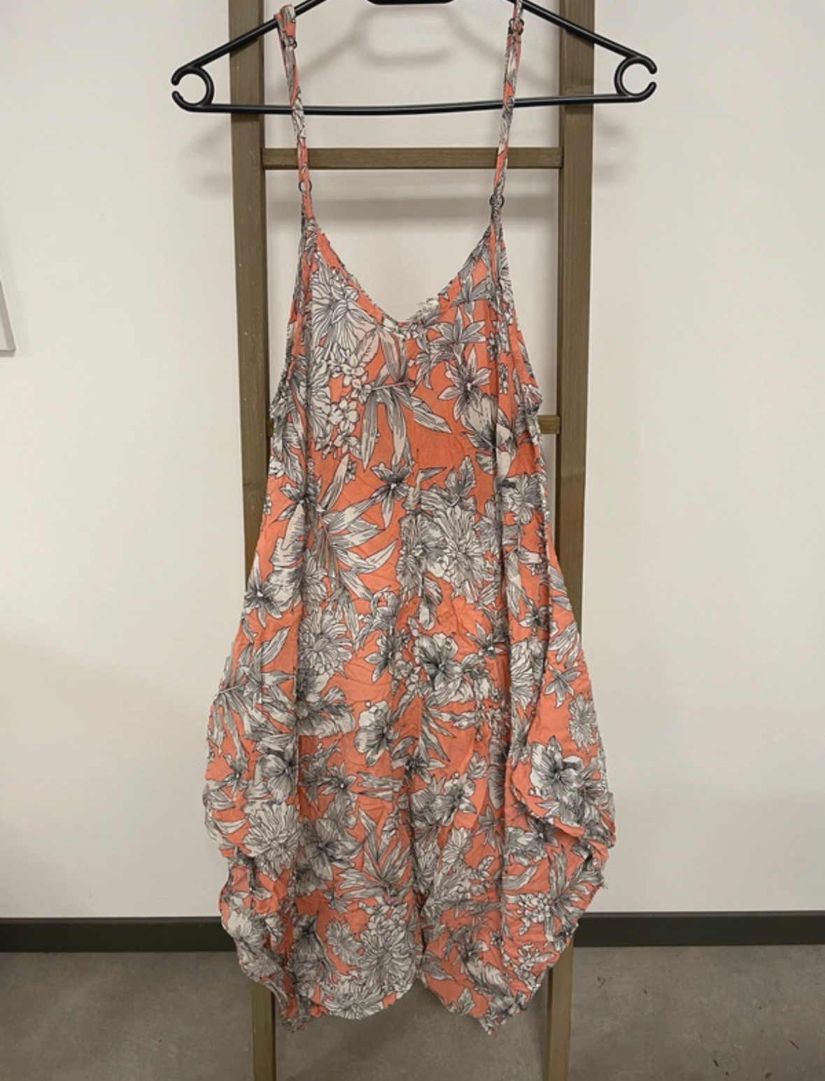 Robe saumon fleuri à fines bretelles, SP, 38/40