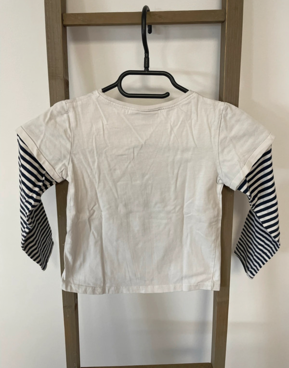 MCAL206 TSHIRT BLANC ET NOIR MANCHES LONGUES RAYEES  TAPE A LOEIL 6 ANS DOS