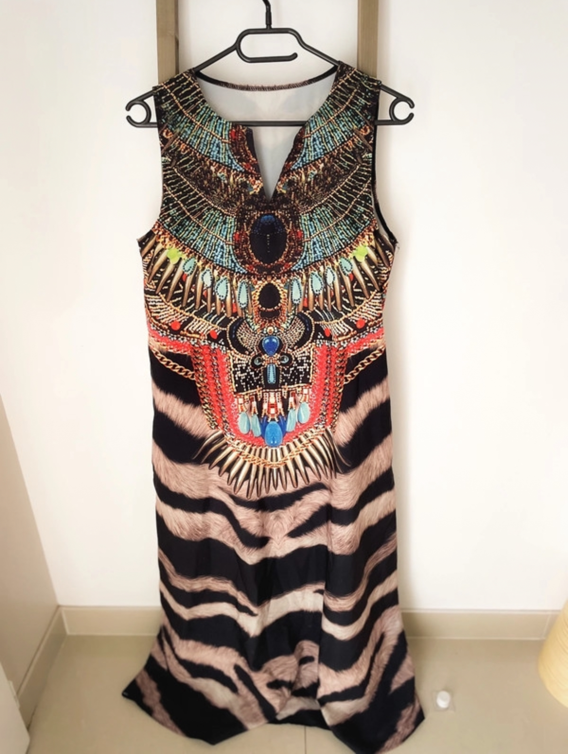 Robe longue zébrée, M
