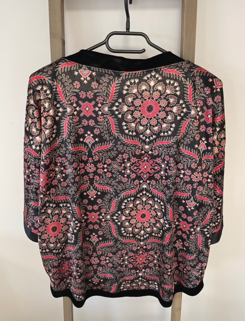 CDAV164 GILET NOIR ET ROSE JENNYFER XS DOS