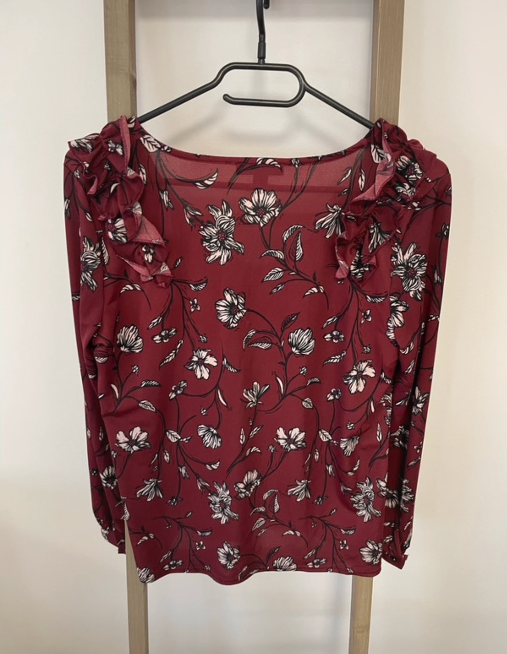 CDAV167 BLOUSE BORDEAUX FLEURIE KIABI S DOS