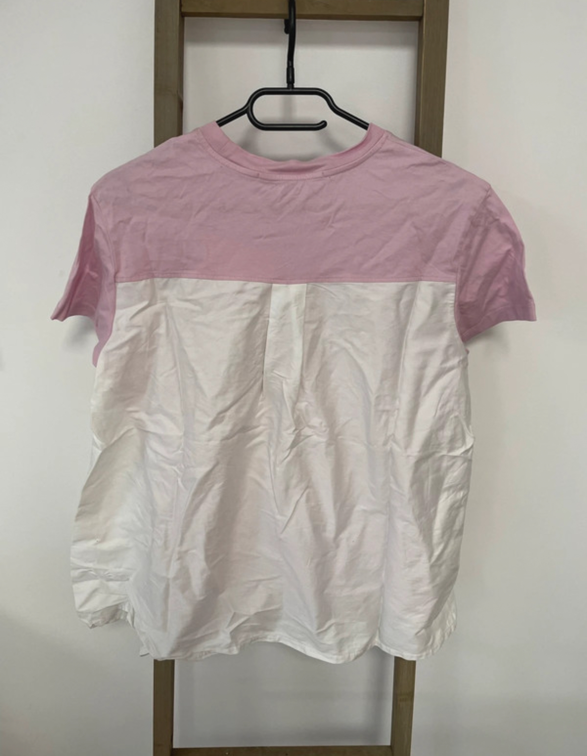 MPOU14 TSHIRT ASYMETRIQUE ROSE ET BLANC KARL LAGERFELD DOS