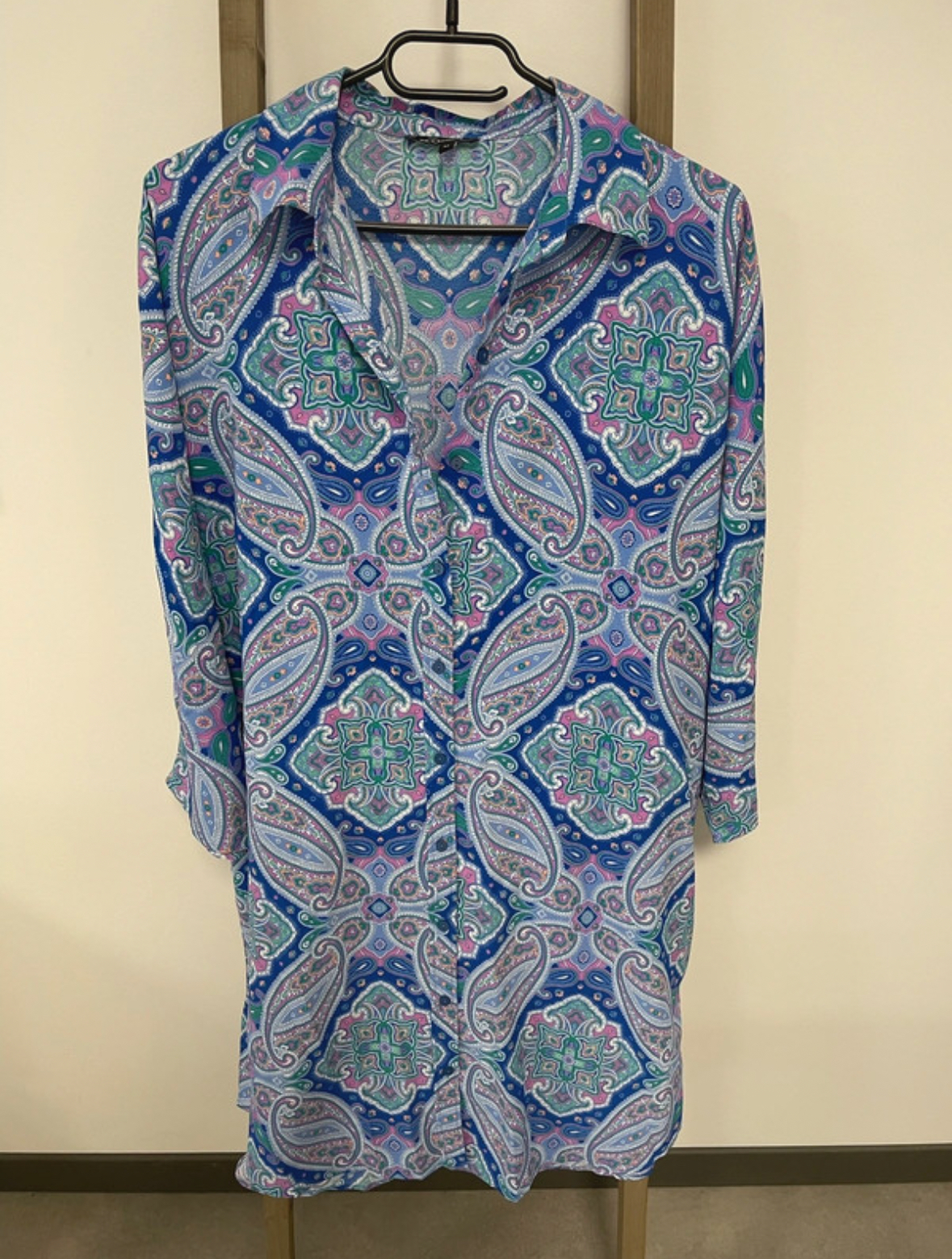 MPOU24 ROBE CHEMISE BLEUE AVEC MOTIFS MOSQUITOS M