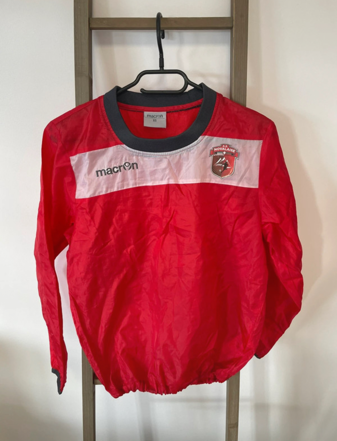 Pull kway rouge de football, Macron, XS